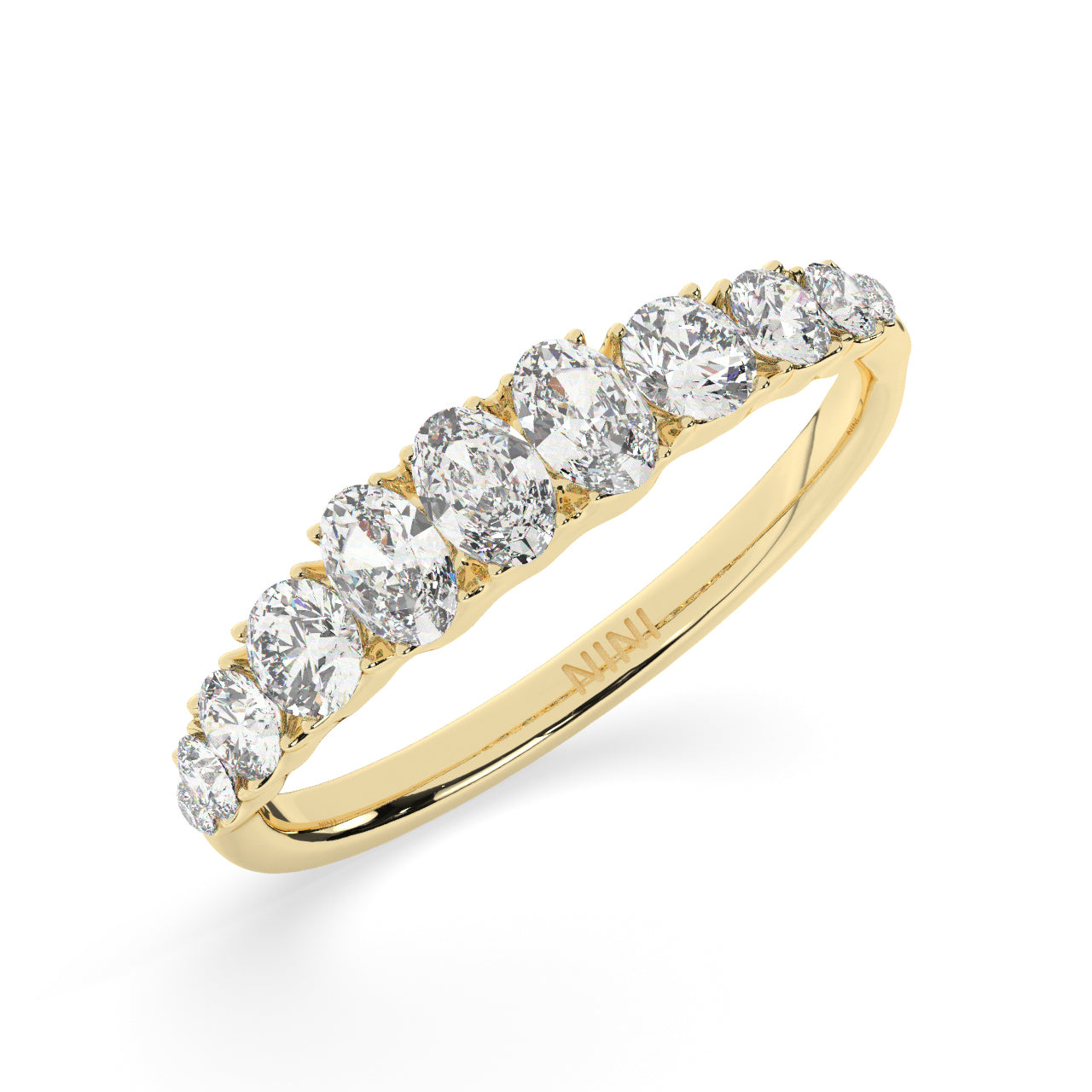 Danny Diamonds Ring