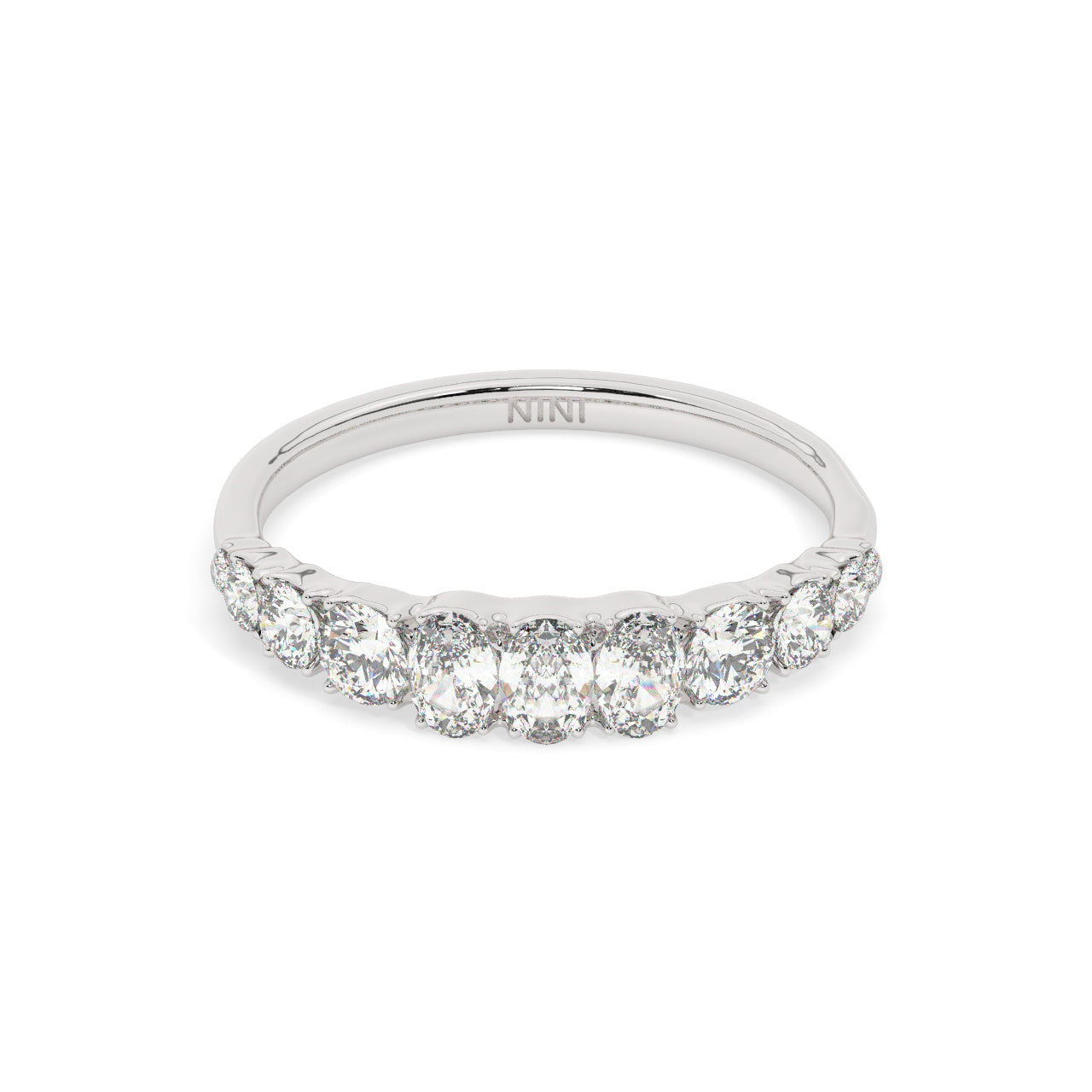 Danny Diamonds Ring