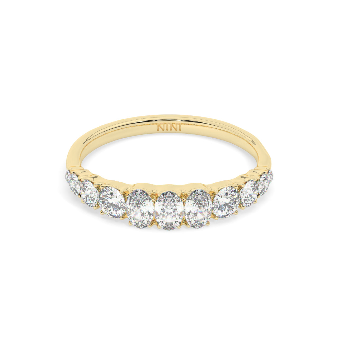 Danny Diamonds Ring