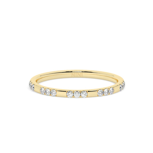 Mini 3 Diamond Spaces Band