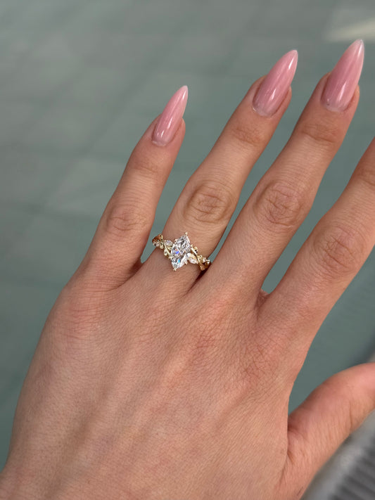 Fairytale Engagement Ring - 1.00 Ct Marquise Cut