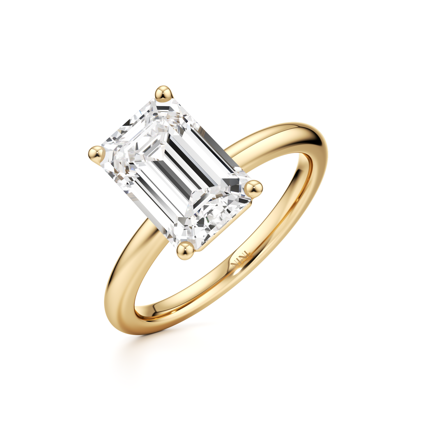 Solitaire Emerald Cut Diamond Engagement ring - 2.50 Ct