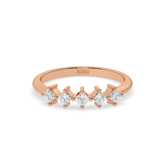 Princess Cut Diamonds Ring