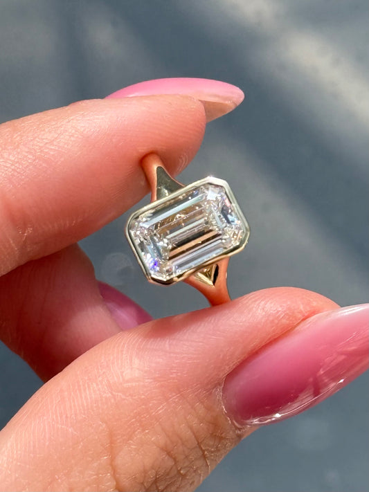 Bezel Emerald Cut Diamond Engagement ring - 2.50 Ct